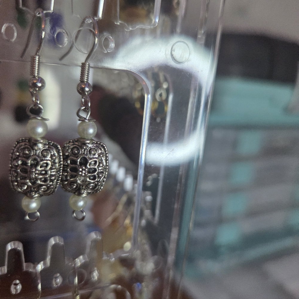 Elegant Silver Dangle Earrings